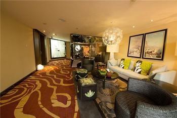Zhengzhou Goodnight Hotel Jicheng  Екстериор снимка